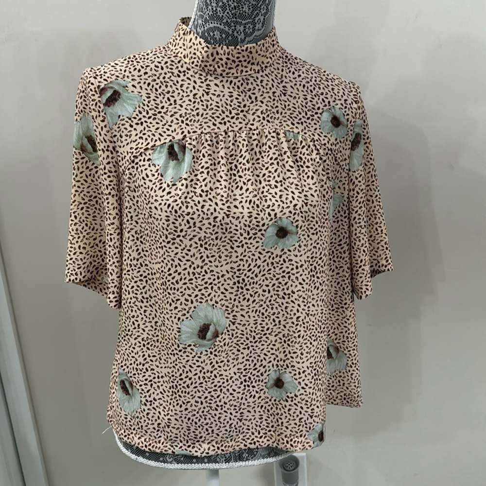 Mignon doo top